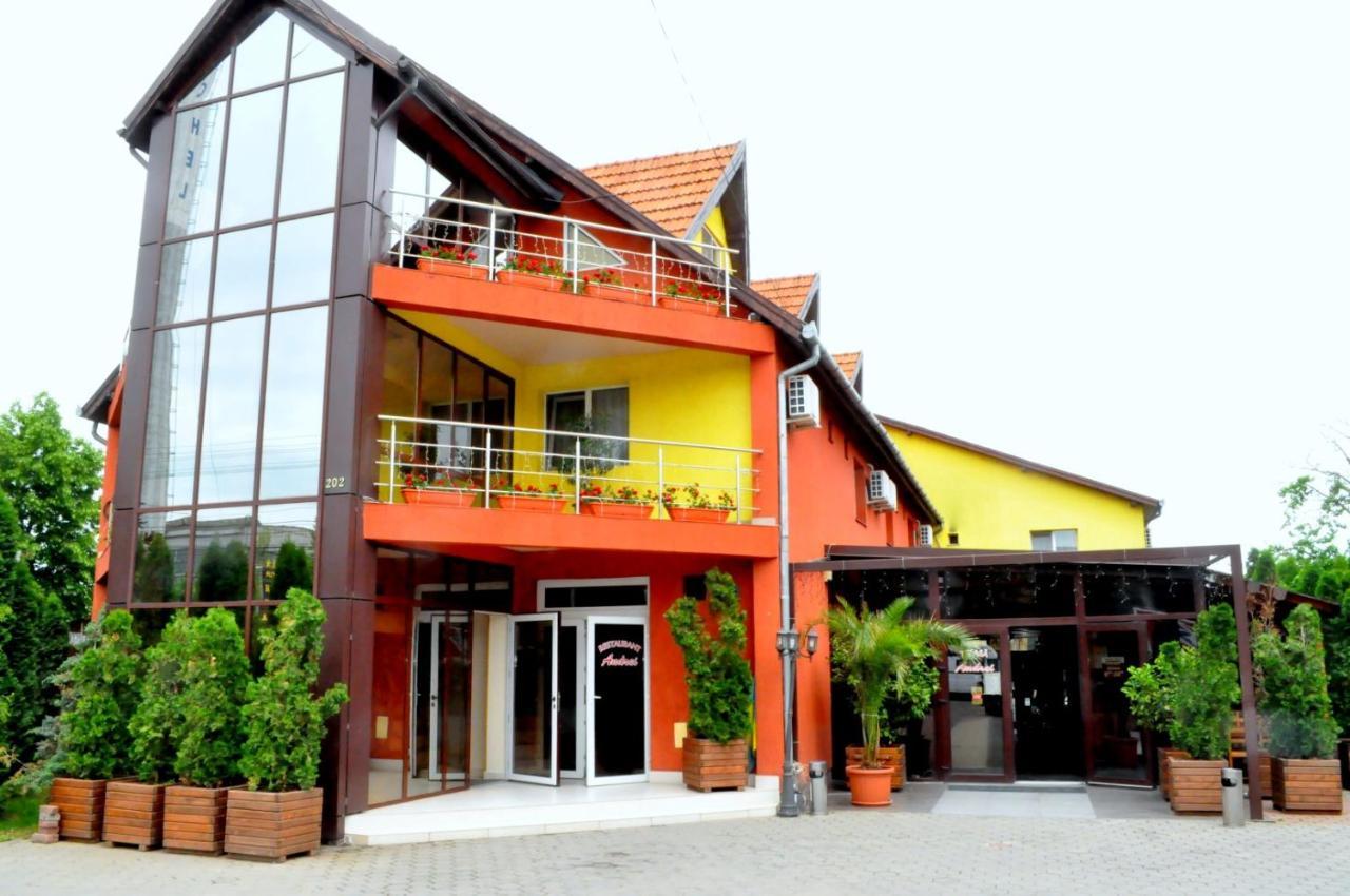 安德烈酒店 Cîmpia Turzii 外观 照片